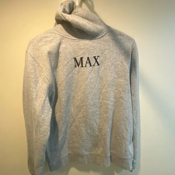 Polo by Ralph Lauren Gray Hoodie with Cozy Hood and Soft Fabric - Picture 5 of 6